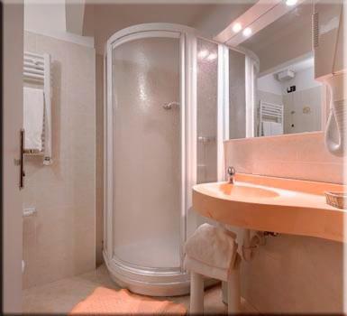 Hotel Kapriol Фольгарида Екстер'єр фото